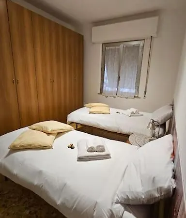 Monticelli - 6 Posti Letto *